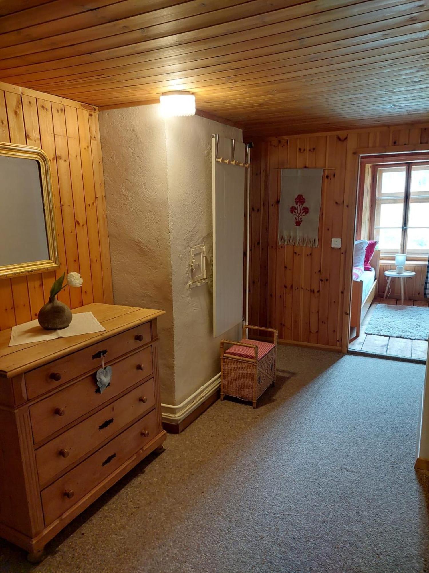 شقة Haus La Punt, Savognin Rona الغرفة الصورة